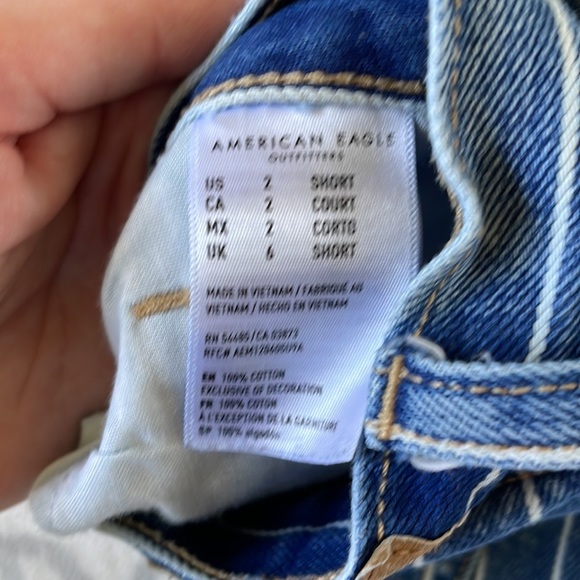American Eagle Striped Mom Jeans - Picture 5 of 6